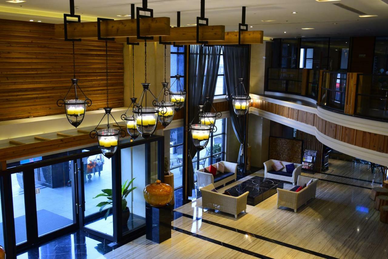 Chiayi Oriental Pearl International Hotel Fanlu Bagian luar foto