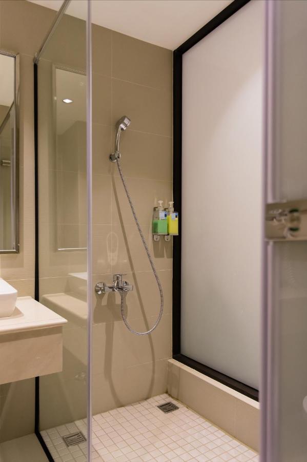 Chiayi Oriental Pearl International Hotel Fanlu Bagian luar foto