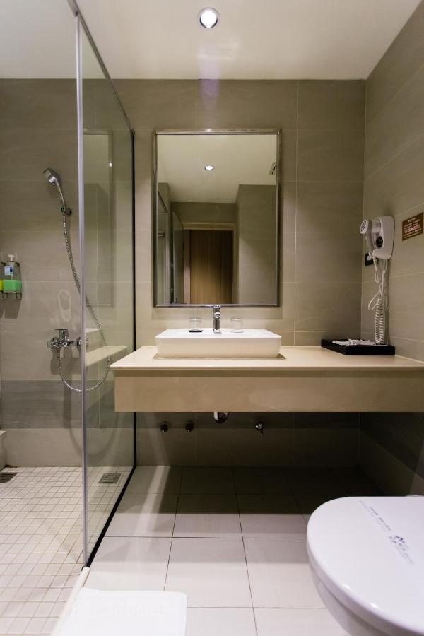 Chiayi Oriental Pearl International Hotel Fanlu Bagian luar foto
